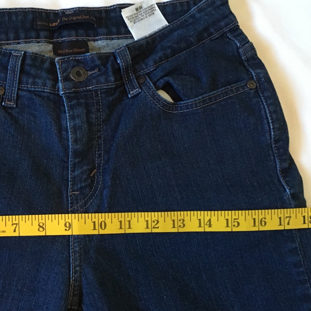 LEVI’S SKINNY BLUE JEANS SIZE 10M - Picture 5 of 8